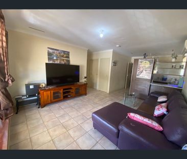 3A Crandon Street, Gosnells, WA 6110 - Photo 4