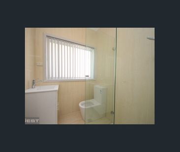 Beautiful Residence, Close to All - Photo 5