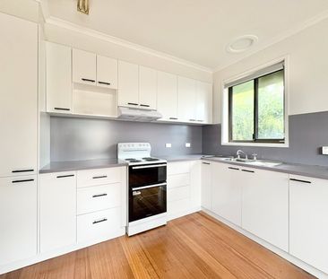 Comfortable Family Living in a Convenient Corio Location - Photo 5