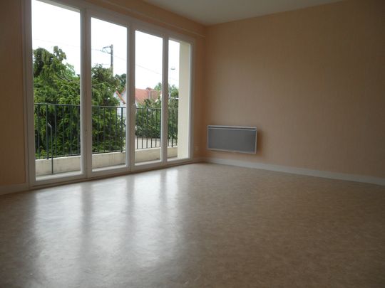 A LOUER - Quartier avenue de Dun - T2 de 53.48m² avec parking, balcon et cave - Photo 1