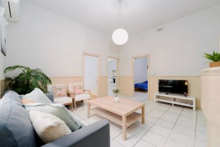 Room 2 (Private) - Photo 3