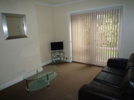 Cornborough Avenue, Heworth - P1548 - Photo 1