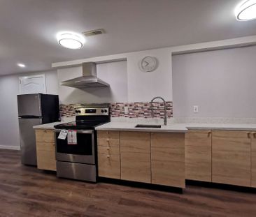 For Lease - 17 Boticelli Way, Vaughan, Ontario - Photo 5