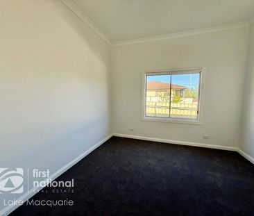 RENOVATED 2 BEDROOM UNIT - LAWN MAINTENANCE INCLUDED - Photo 6