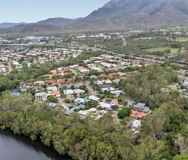 SHARE HOUSE - ROOM WITH SHARED BATHROOM AVAILABLE - Photo 5