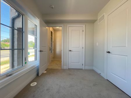 For Lease - 5951 Saigon Street, Mississauga, Ontario - Photo 5