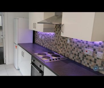 1 Bed Flat, Riverside House, B42 - Photo 1
