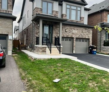 For Lease - 54 Prince Philip Boulevard, North Dumfries, Ontario - Photo 6