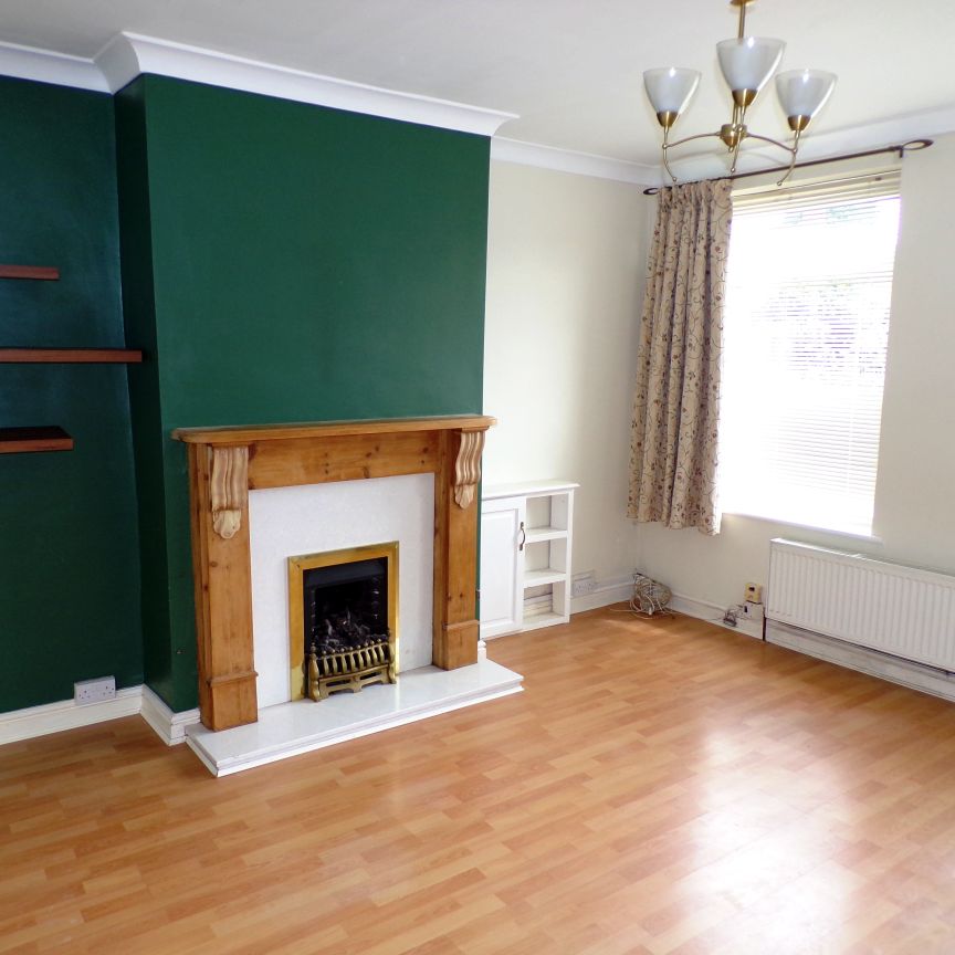 Oakcroft Road, Birmingham, B13 - Photo 1