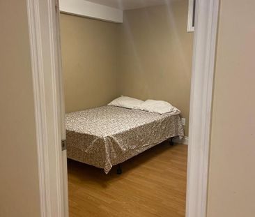 For Lease - 3197 Oakview Road, Mississauga, Ontario - Photo 3