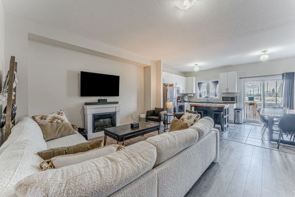 For Lease - 1226 Peelar Crescent, Innisfil, Ontario - Photo 1