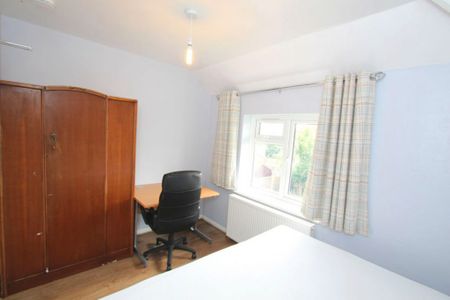 STUDENT Six Bedroom House – Kingston (Ernest Road, KT1) - Photo 4