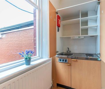 Studio to rent - Photo 5