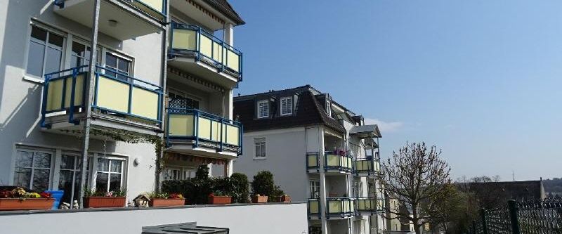 Zweiraum-EG-Wohnung mit Terrasse in TOP-Wohnlage! - Photo 1