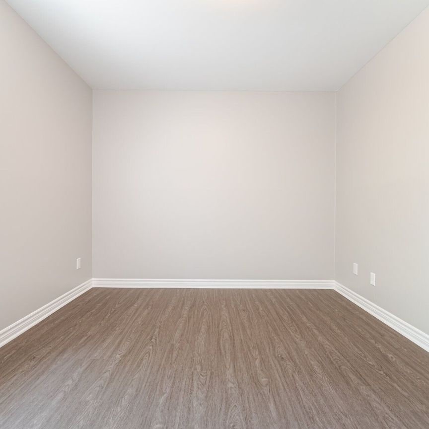 For Lease - 674 Francis Road, Burlington, Ontario - Photo 1