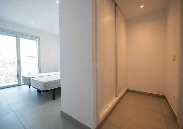 Apartamento de alquiler en Passatge Joan Marí Cardona, Santa Eulària Des Riu,, 4, Santa Eulària