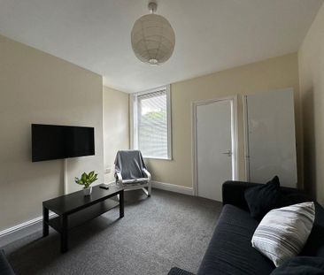 3 bedroom house to rent - Photo 2