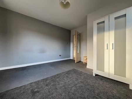 Sir Michael Street, Greenock - Photo 2