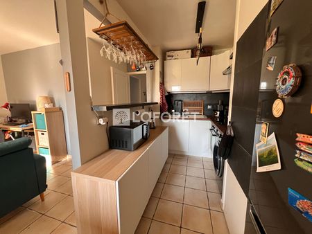 Apartment - Photo 2
