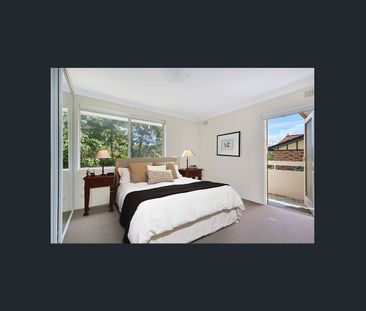 LARGE TWO BEDROOM APARTMENT - Photo 6