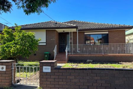 “Space, Security and Location” - Photo 3