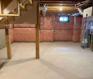 For Lease - 6 Lewis Craigie Lane, Richmond Hill, Ontario - Photo 2