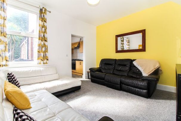 31 Wadbrough Road, Ecclesall - Photo 1