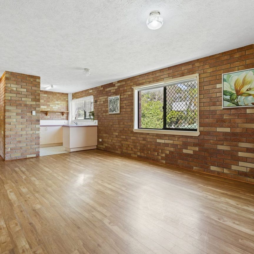 Cosy Unit On Pearl Street - Photo 1