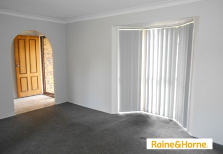 13 Waldorf Place, Runcorn, QLD 4113 - Photo 2