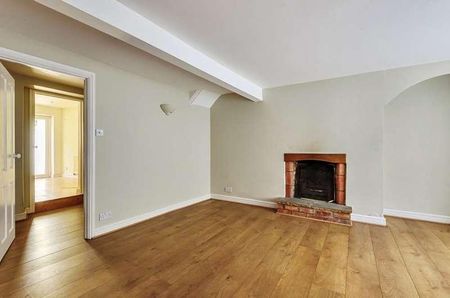 St Cuthbert Street, Wells, BA5 - Photo 2