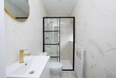 1 bedroom house of multiple occupation to rent - Photo 5