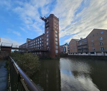 Navigation Road, York - Photo 1