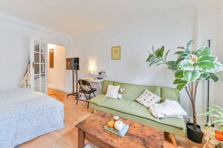 Studio to rent - Photo 2