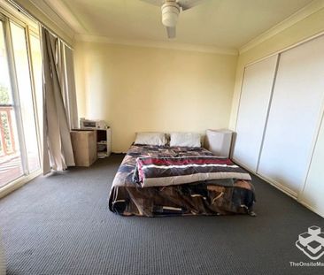 3 BEDROOM TOWNHOUSEâWarrigal State School Catchment - Photo 6