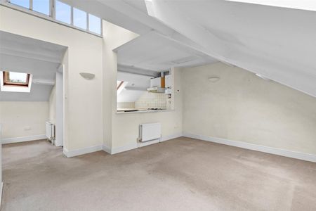 2 Readers Court, 20 Temple Street, Aylesbury - Photo 2