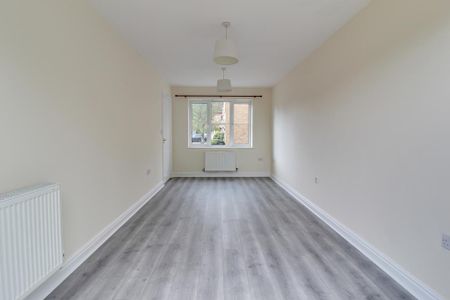 3 bedroom terraced house to rent - Photo 2