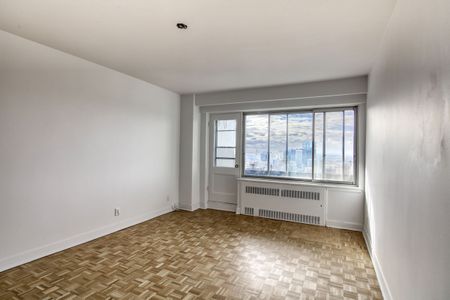 3555 Cote-des-Neiges Road - Photo 5