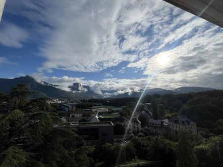 Location Appartement 4 pièces 96m² CHAMBERY 73000 - Photo 5