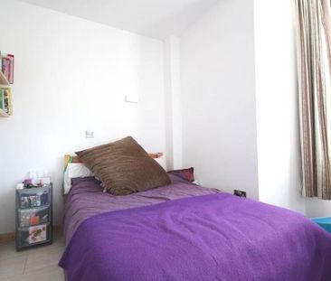 3 bedroom house share to rent - Photo 4