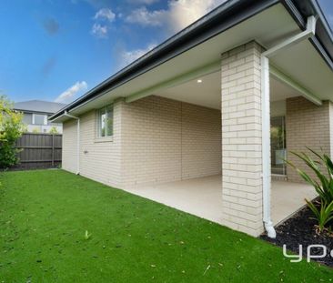 14 Hillview Road, GREENVALE - Photo 3