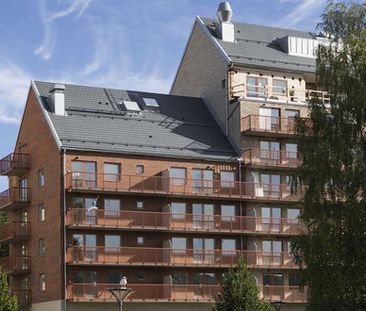 Riddarstråket 28, Jakobsbergs Centrum - Photo 2