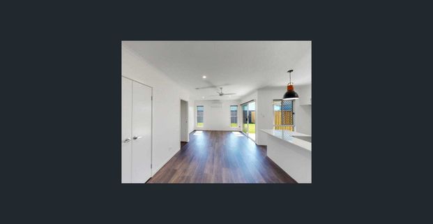 Charming 4 Bedroom home in Banya! - Photo 1