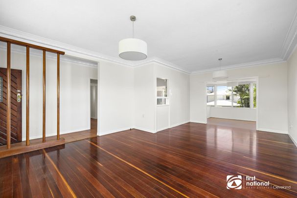 CHARMING FAMILY HOME IN BEAUTIFUL WYNNUM - Photo 1