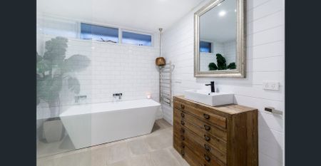 4-Bedroom Beachside Oasis with Poolside Entertaining - Photo 2