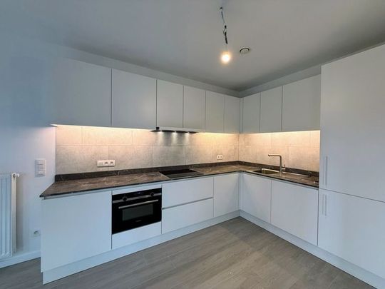Appartement te huur - Photo 1