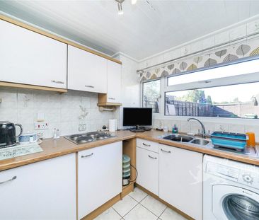 Bingley Road, Sunbury-on-Thames, Surrey, TW16 7RB - Photo 3