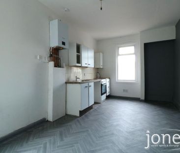 2 bedroom apartment to rent - Photo 4