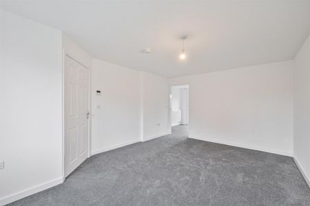 3 bedroom detached house to rent - Photo 4