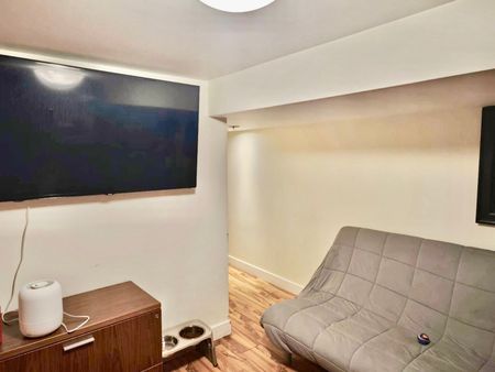 For Lease - 178 Rosemount Avenue Unit# Lower, Toronto, Ontario - Photo 4