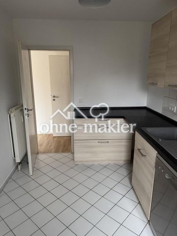 Erstbezug nach Sanierung: Zentrale 1 Zi. Wohnung mit Küche, neuem Bad, Tiefgarage & Aufzug - Photo 3